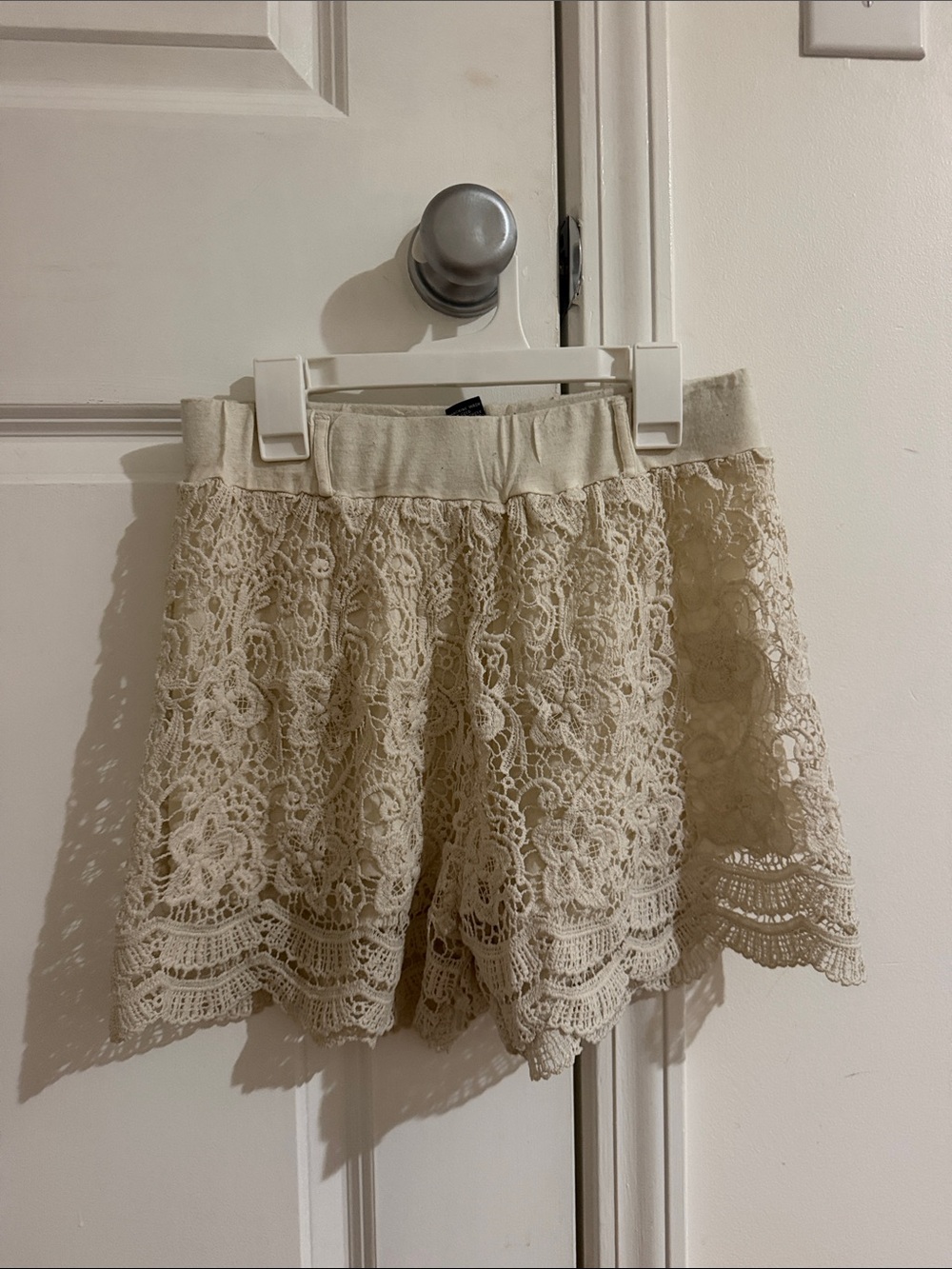 Rue21 Cream Lace Overlay Women's Skort Shorts